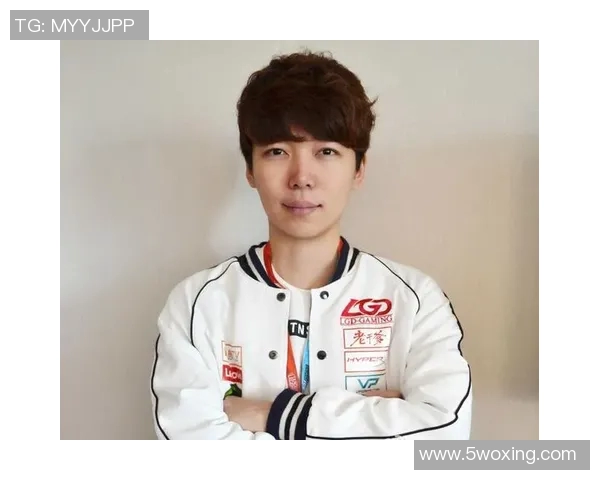 专访周芳:深入探讨英雄联盟如何赢得全球玩家的心与市场的成功秘诀